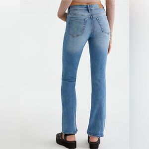 Aeropostale Women's Blue Straight Leg Jeans